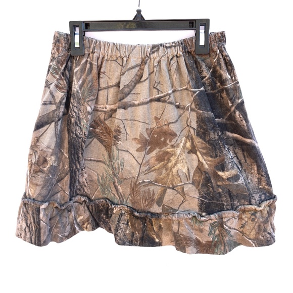 y2k grunge indie sleaze real tree camo mini skirt with ruffles on the bottom - Picture 1 of 5